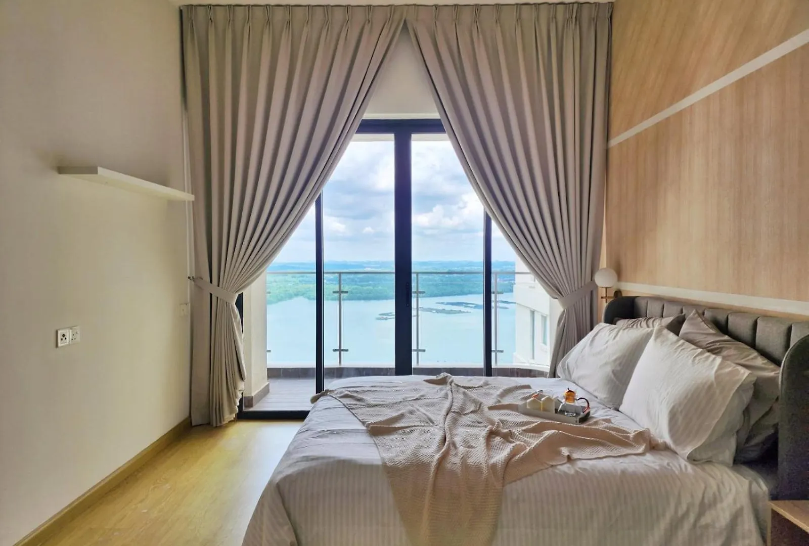 Danga Bay -- Seaglance Horizon - 3Br3B - 7Pax By Cowidea Apartment Johor Bahru Malaysia